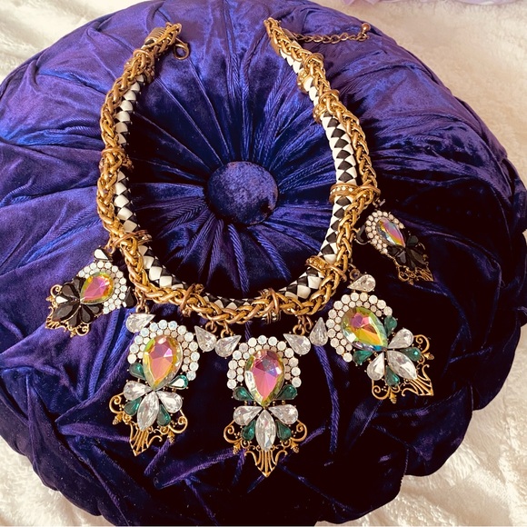 🌹HP🌹ASOS Rhinestone Statement Necklace - Picture 6 of 16